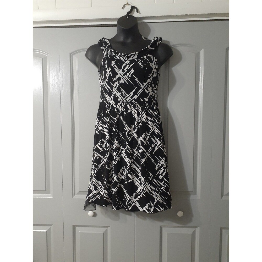 Candies b&w lace bottom dress